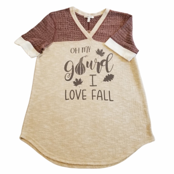 Maurices Tops - Maurices Fall Tshirt